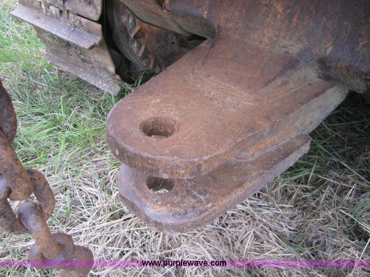 image for item 3712 1975 Caterpillar D7F dozer