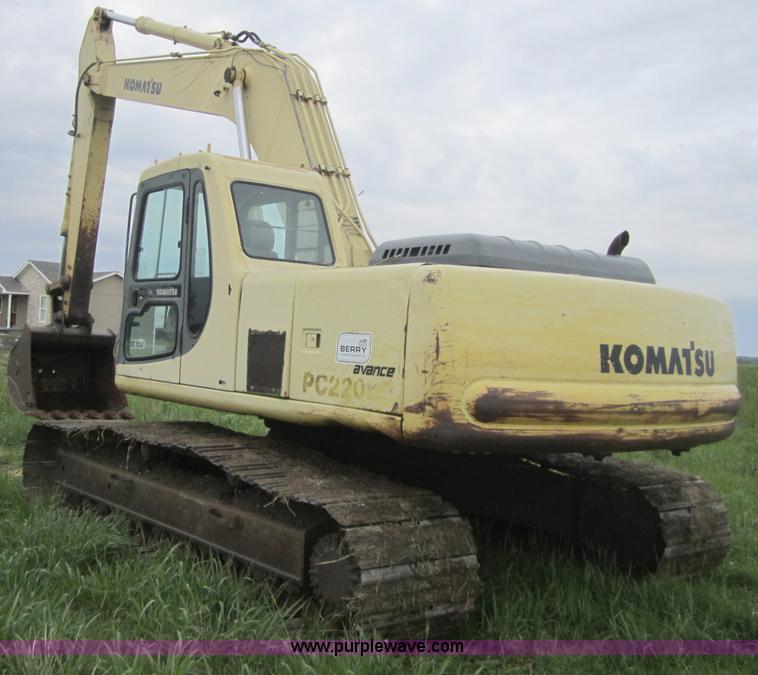 image for item 3718 1996 Komatsu PC220LC excavator