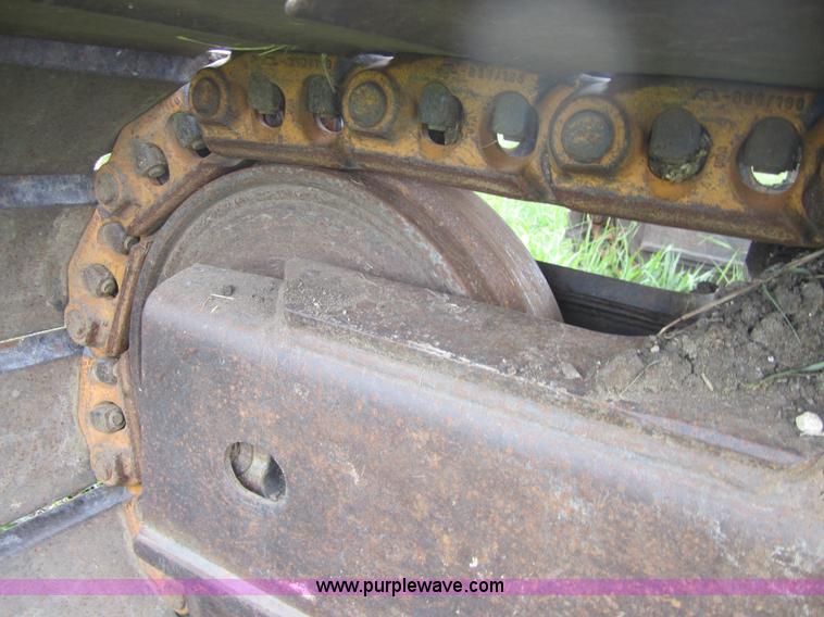 image for item 3718 1996 Komatsu PC220LC excavator