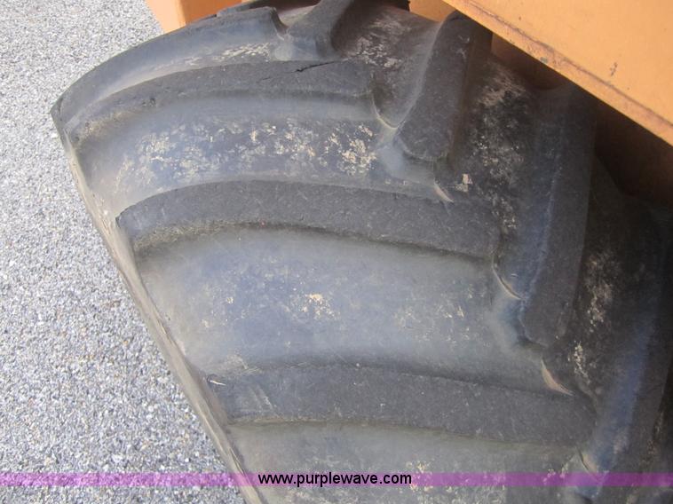 image for item 3796 1983 Case DH4B trencher