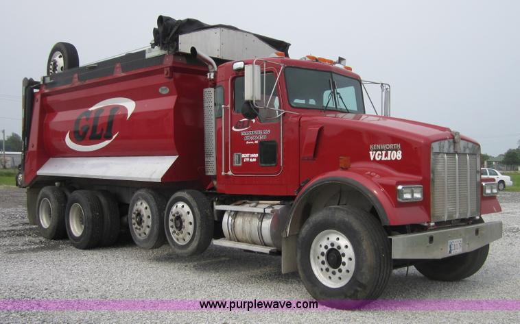 image for item 3879 1997 Kenworth W900 dump truck