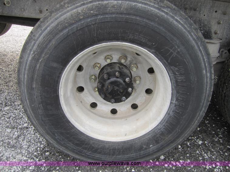 image for item 3879 1997 Kenworth W900 dump truck