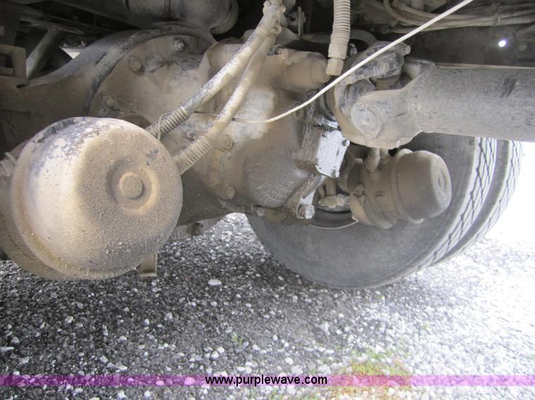 image for item 3879 1997 Kenworth W900 dump truck