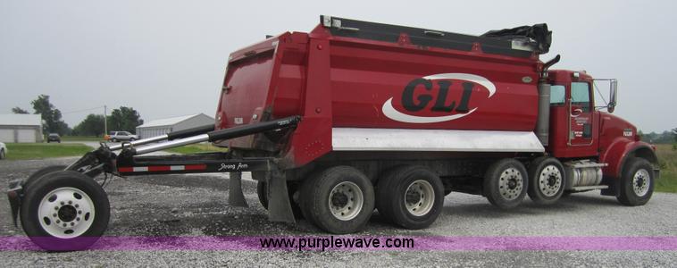 image for item 3879 1997 Kenworth W900 dump truck