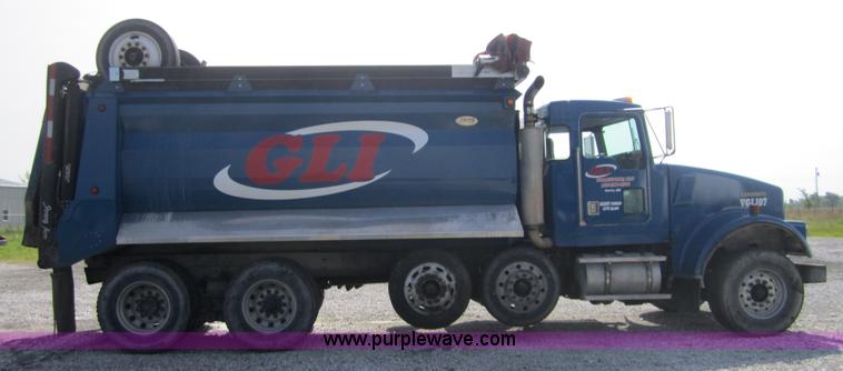 image for item 3881 1997 Kenworth W900 dump truck