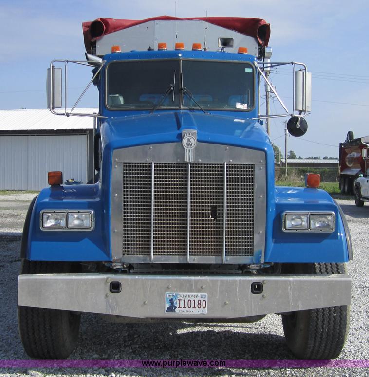 image for item 3881 1997 Kenworth W900 dump truck