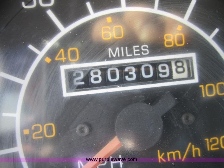 image for item 3881 1997 Kenworth W900 dump truck