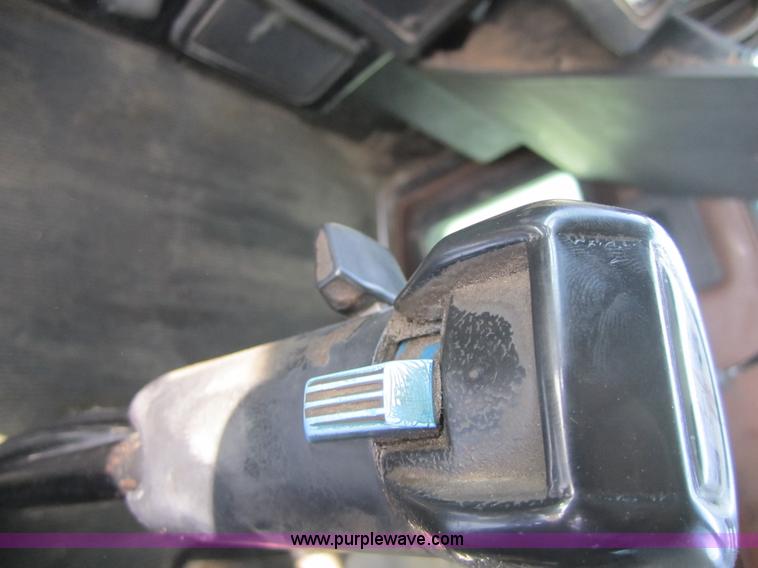 image for item 3881 1997 Kenworth W900 dump truck