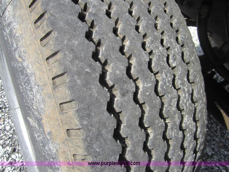 image for item 3881 1997 Kenworth W900 dump truck