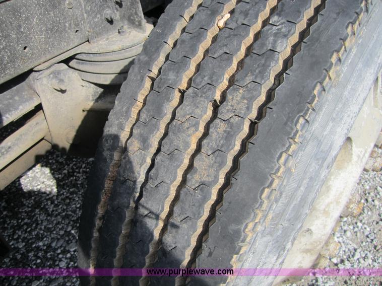 image for item 3881 1997 Kenworth W900 dump truck