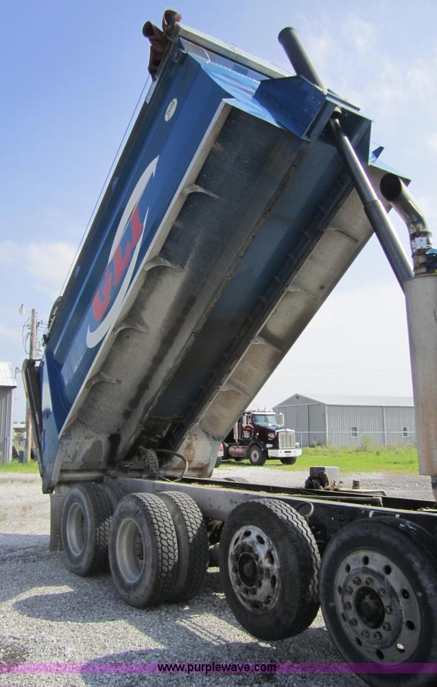 image for item 3881 1997 Kenworth W900 dump truck