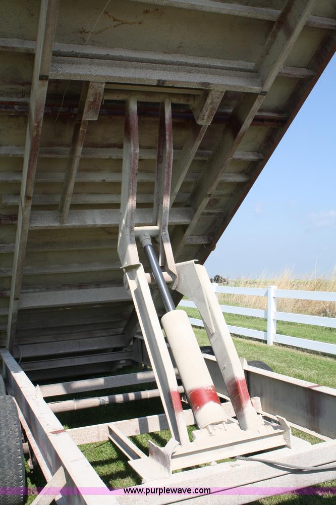 image for item 4976 1998 Neal goose neck dump trailer