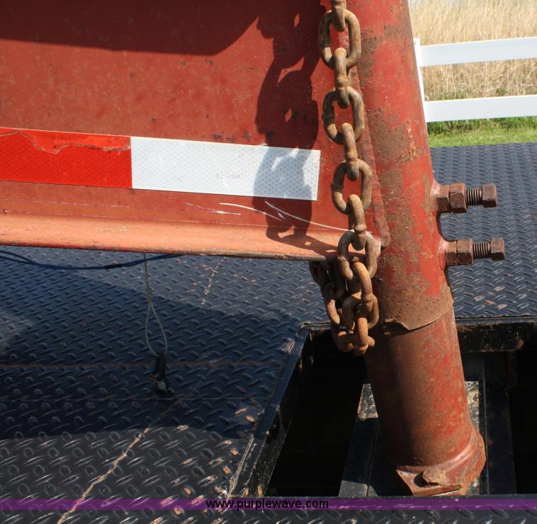 image for item 4976 1998 Neal goose neck dump trailer