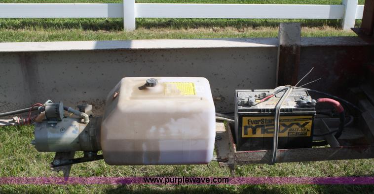 image for item 4976 1998 Neal goose neck dump trailer