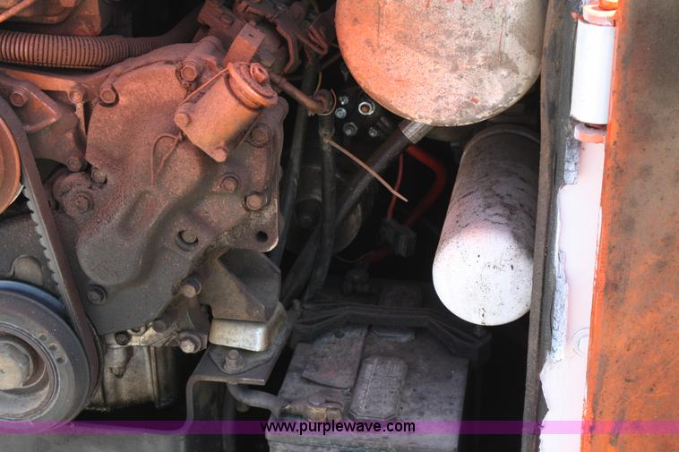 image for item 4977 1990 Bobcat 843 skid steer