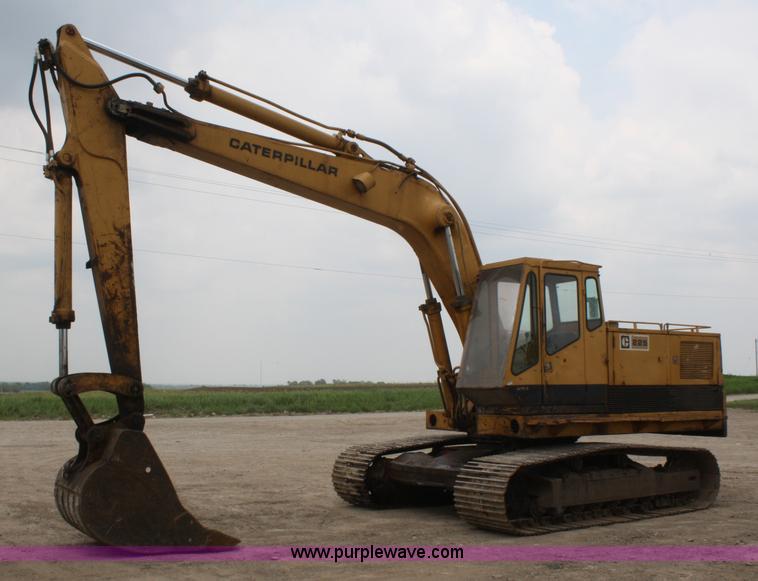 image for item 4978 1973 Caterpillar 225 excavator
