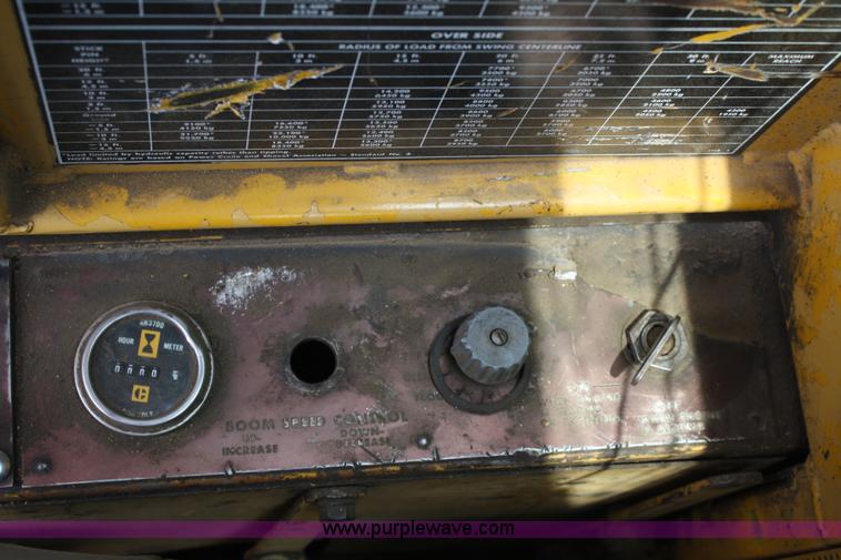 image for item 4978 1973 Caterpillar 225 excavator