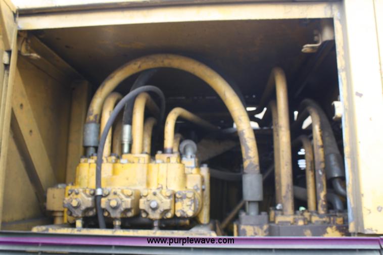 image for item 4978 1973 Caterpillar 225 excavator