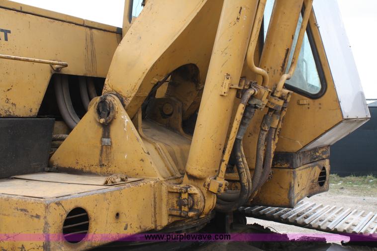 image for item 4978 1973 Caterpillar 225 excavator