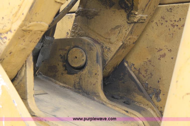 image for item 4978 1973 Caterpillar 225 excavator