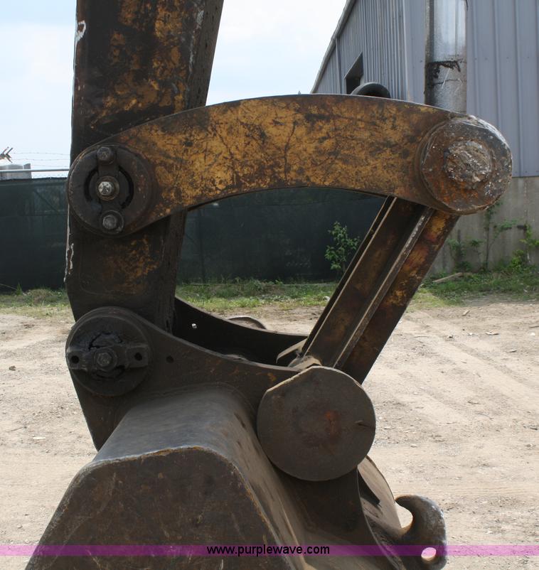 image for item 4978 1973 Caterpillar 225 excavator