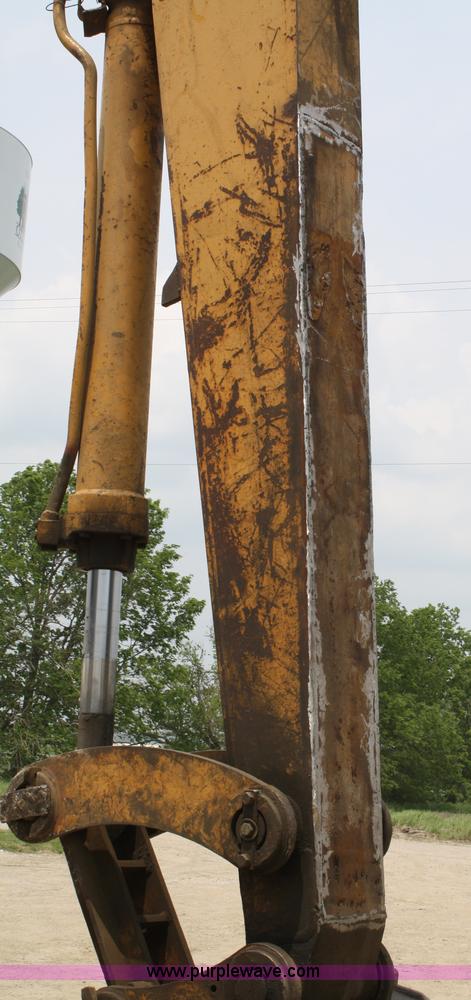 image for item 4978 1973 Caterpillar 225 excavator