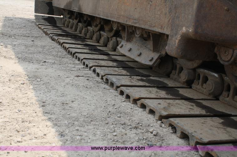 image for item 4978 1973 Caterpillar 225 excavator