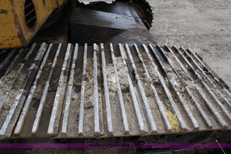 image for item 4978 1973 Caterpillar 225 excavator