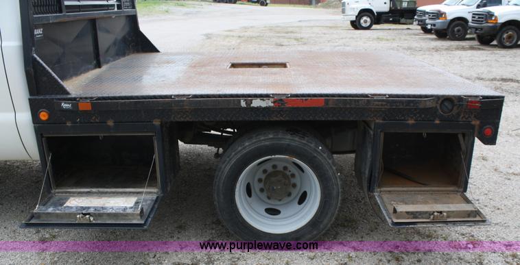 image for item 5069 2005 Ford F450 Super Duty extended cab pickup truck