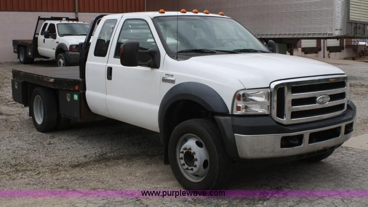 image for item 5070 2006 Ford F450 Super Duty extended cab pickup truck