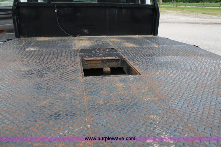 image for item 5070 2006 Ford F450 Super Duty extended cab pickup truck