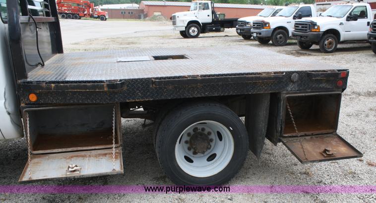 image for item 5070 2006 Ford F450 Super Duty extended cab pickup truck