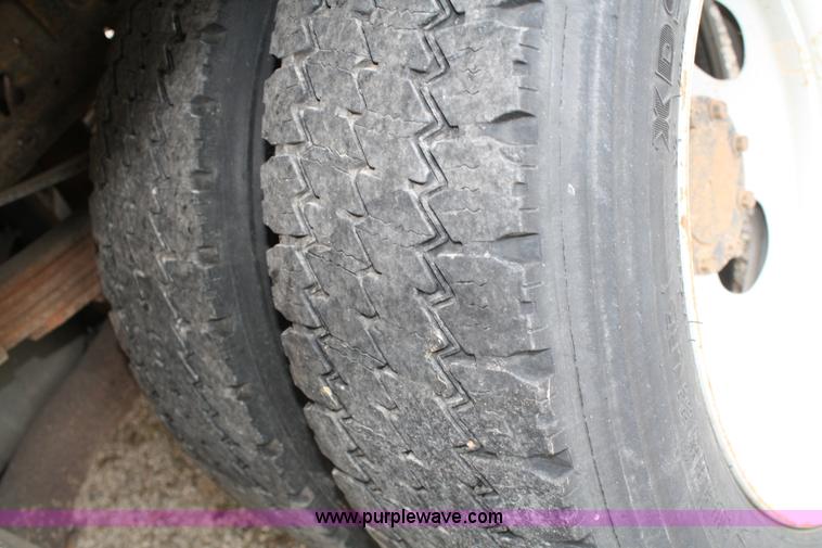 image for item 5070 2006 Ford F450 Super Duty extended cab pickup truck