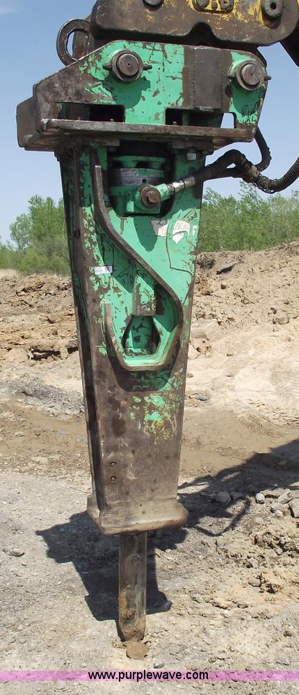 image for item 5513 1995 Tramac BRH625 breaker