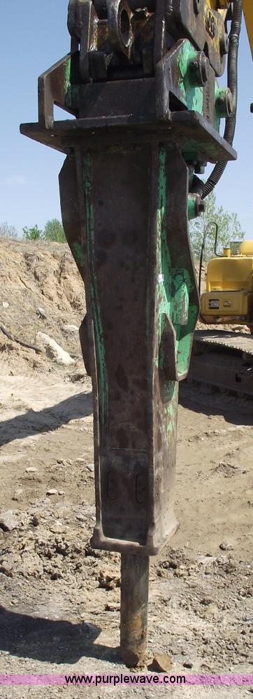 image for item 5513 1995 Tramac BRH625 breaker