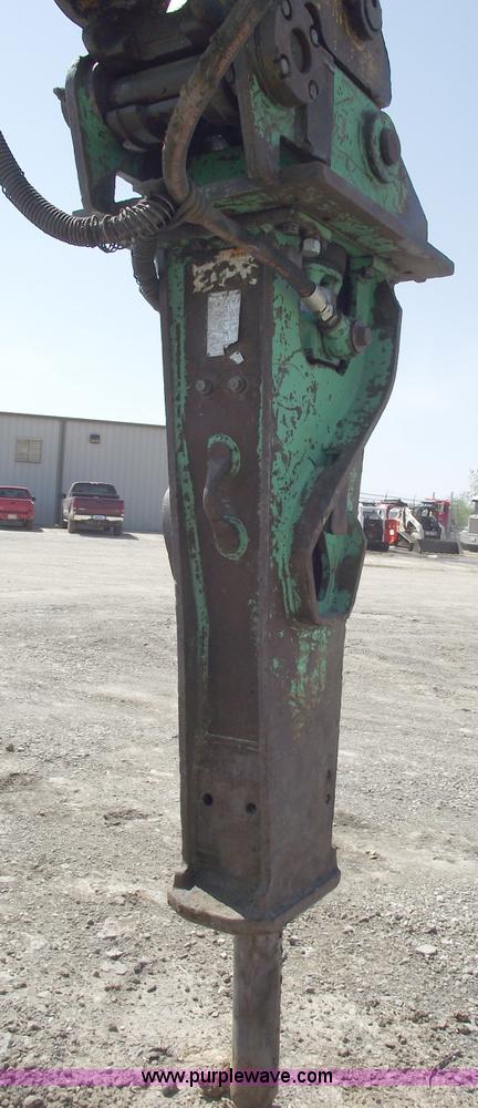 image for item 5513 1995 Tramac BRH625 breaker