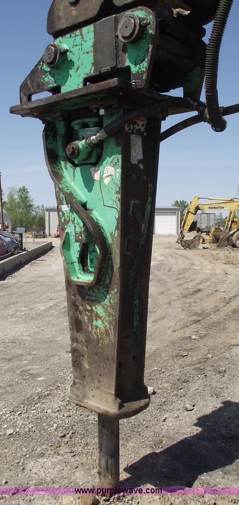 image for item 5513 1995 Tramac BRH625 breaker