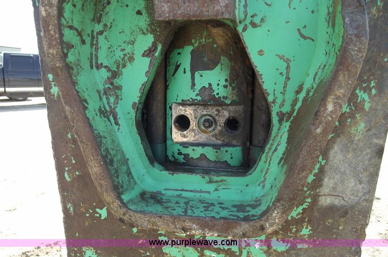 image for item 5513 1995 Tramac BRH625 breaker