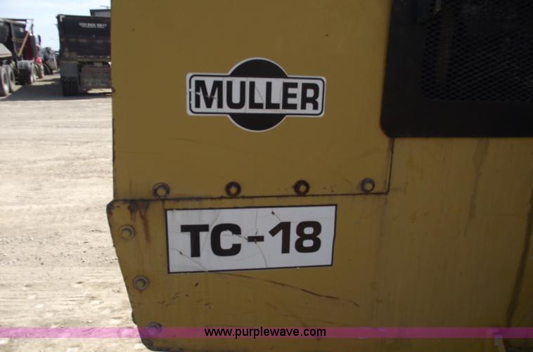 image for item 5515 Muller TC-18 articulating sheeps foot roller