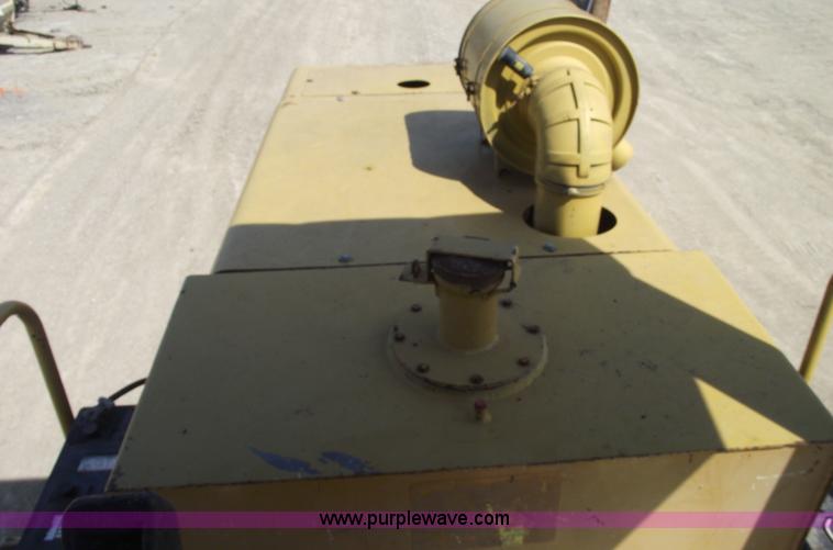 image for item 5515 Muller TC-18 articulating sheeps foot roller