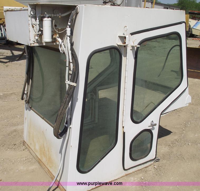 image for item 5515 Muller TC-18 articulating sheeps foot roller