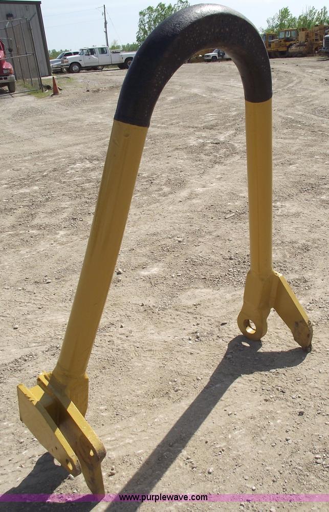 image for item 5516 Bell hook for Caterpillar 627B scraper