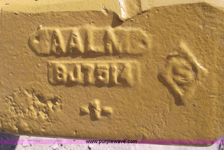 image for item 5516 Bell hook for Caterpillar 627B scraper