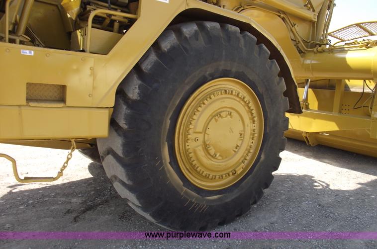 image for item 5517 1976 Caterpillar 627B scraper