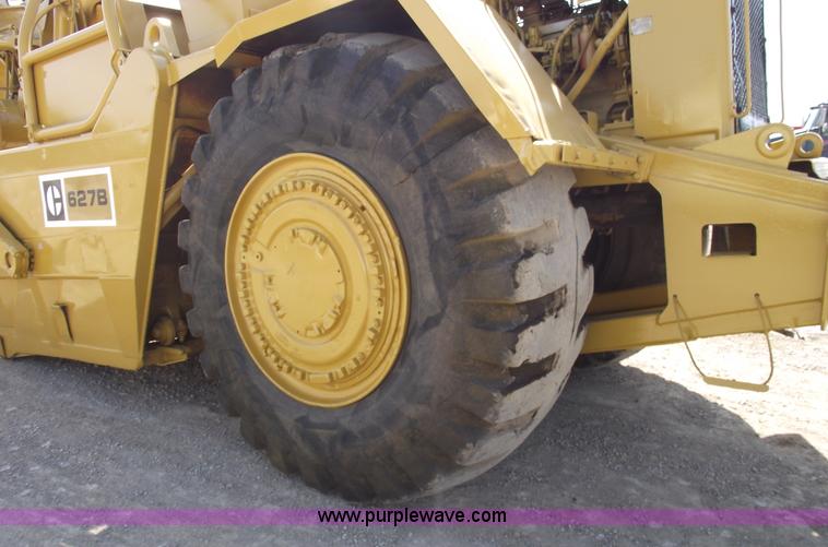 image for item 5517 1976 Caterpillar 627B scraper