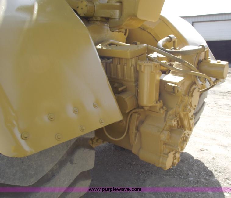 image for item 5517 1976 Caterpillar 627B scraper
