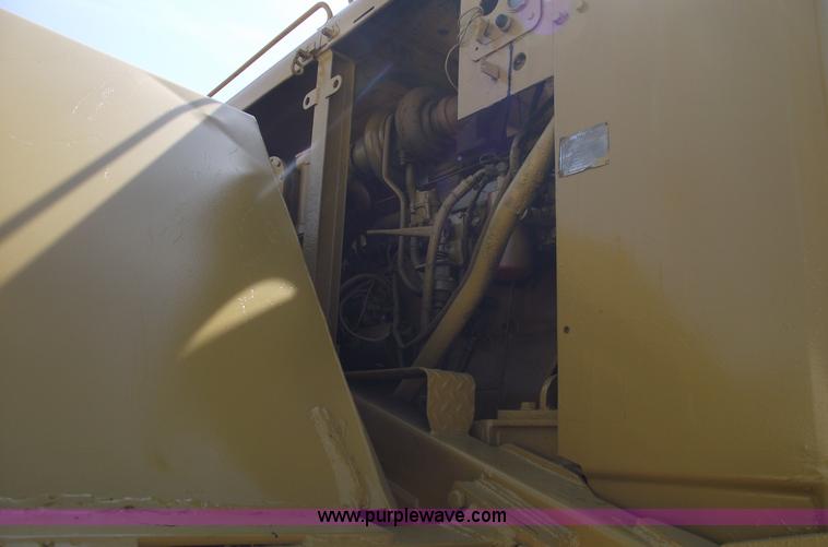 image for item 5517 1976 Caterpillar 627B scraper