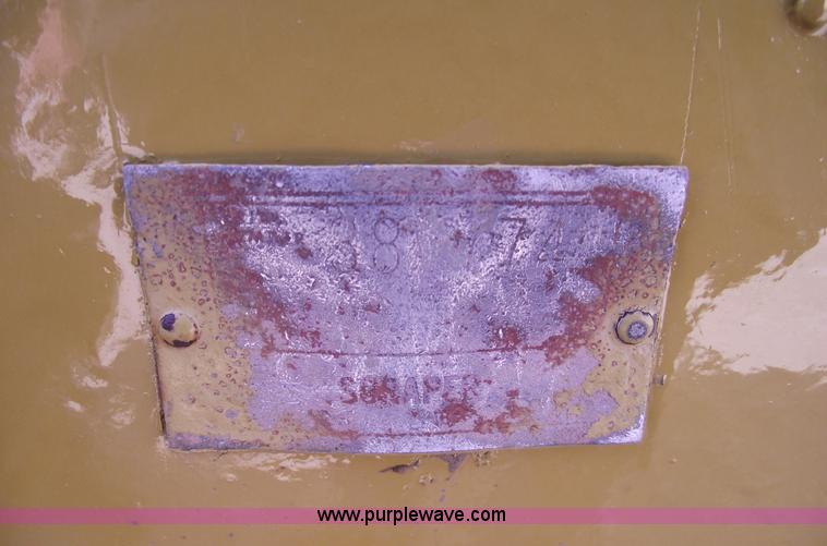 image for item 5517 1976 Caterpillar 627B scraper