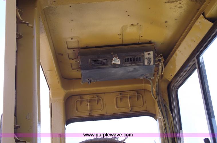 image for item 5517 1976 Caterpillar 627B scraper