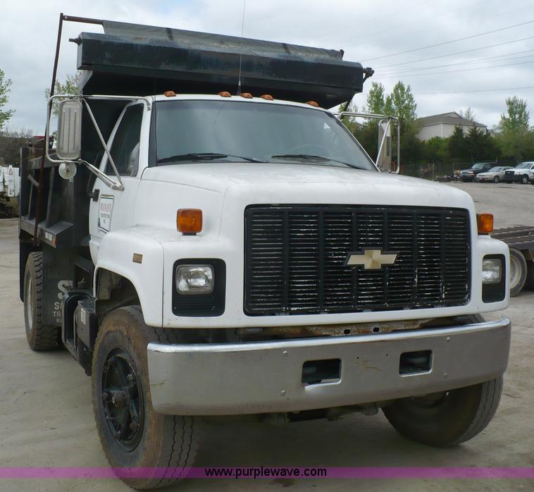 image for item 5879 1990 Chevrolet Kodiak C7H042